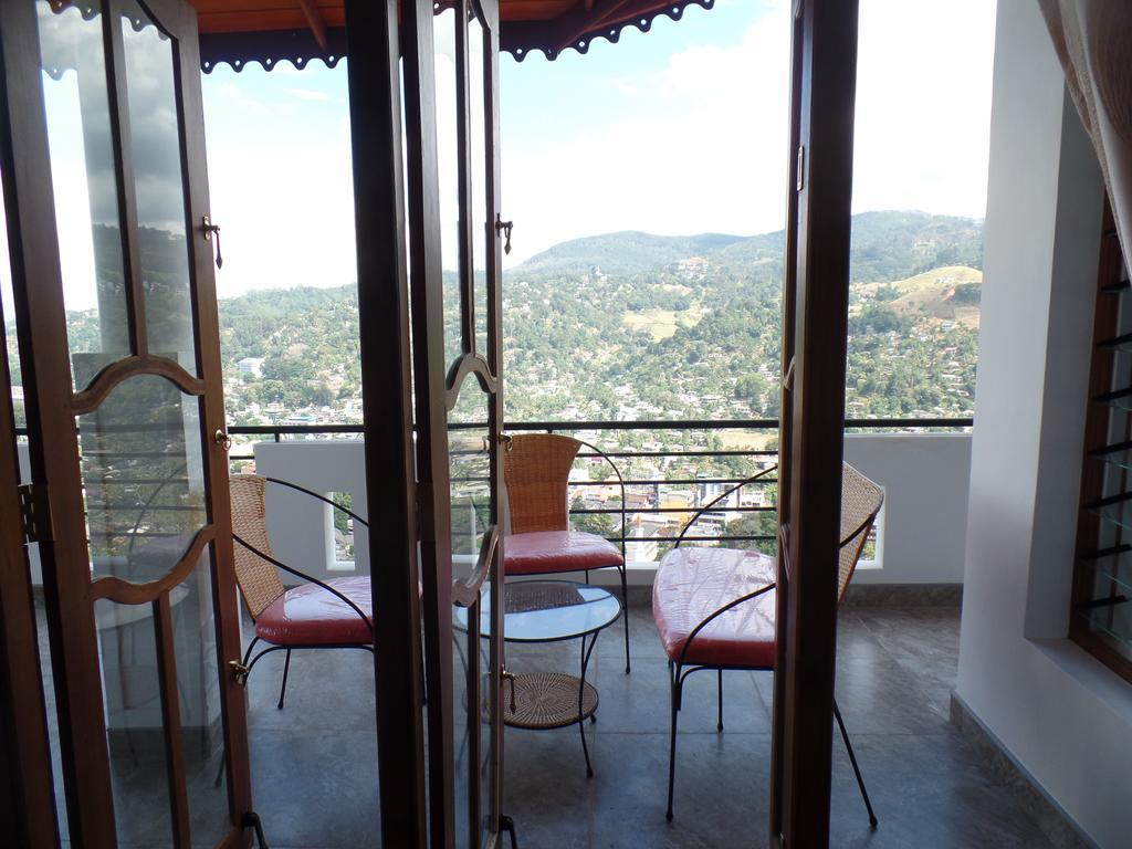 Kandyan Bluestar Villa Екстериор снимка