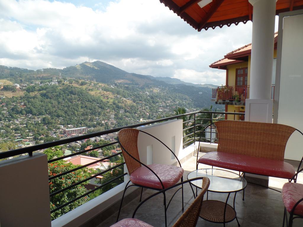 Kandyan Bluestar Villa Екстериор снимка