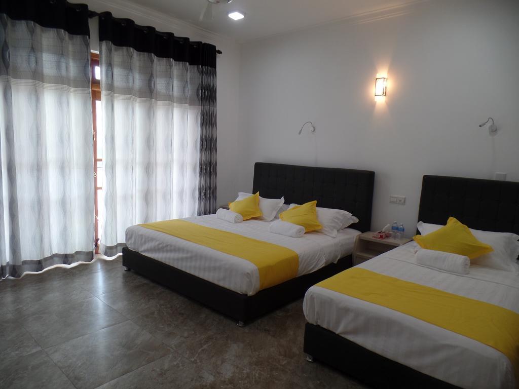 Kandyan Bluestar Villa Стая снимка