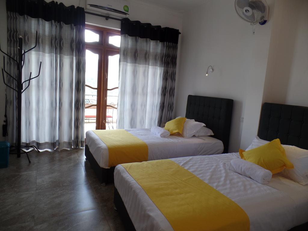 Kandyan Bluestar Villa Стая снимка