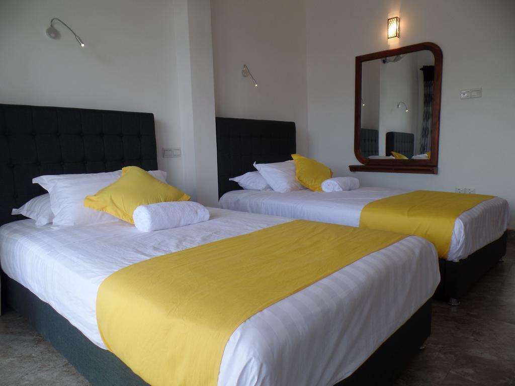 Kandyan Bluestar Villa Стая снимка