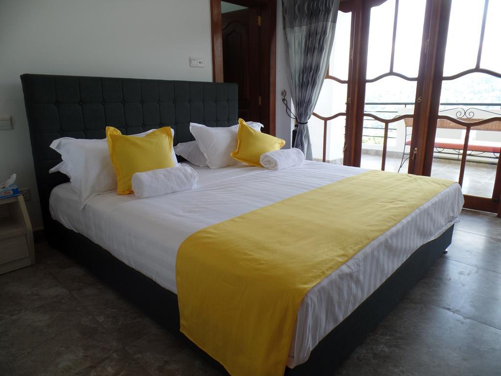 Kandyan Bluestar Villa Стая снимка